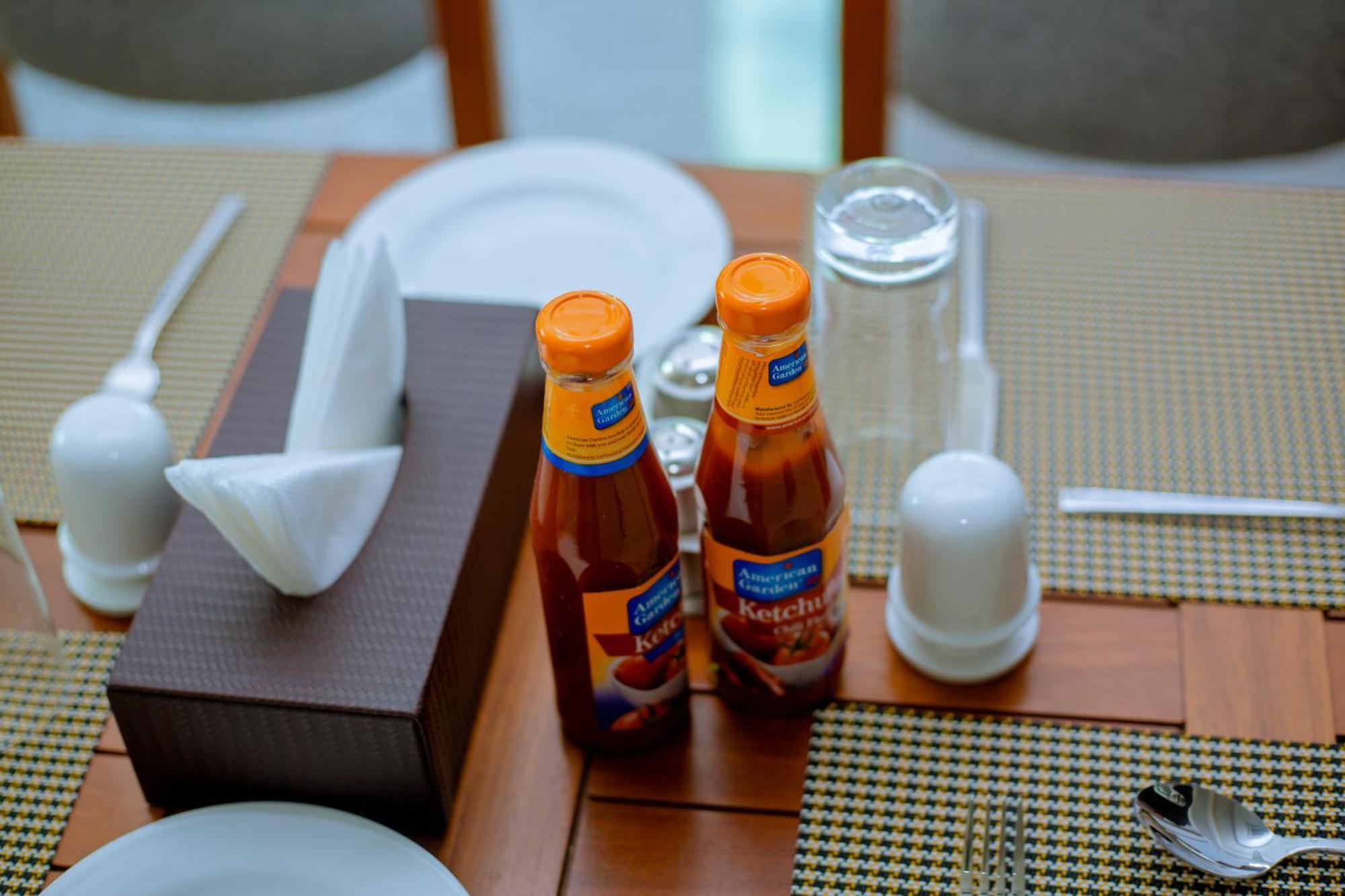 Hotel Rolax 다르에스살람 외부 사진