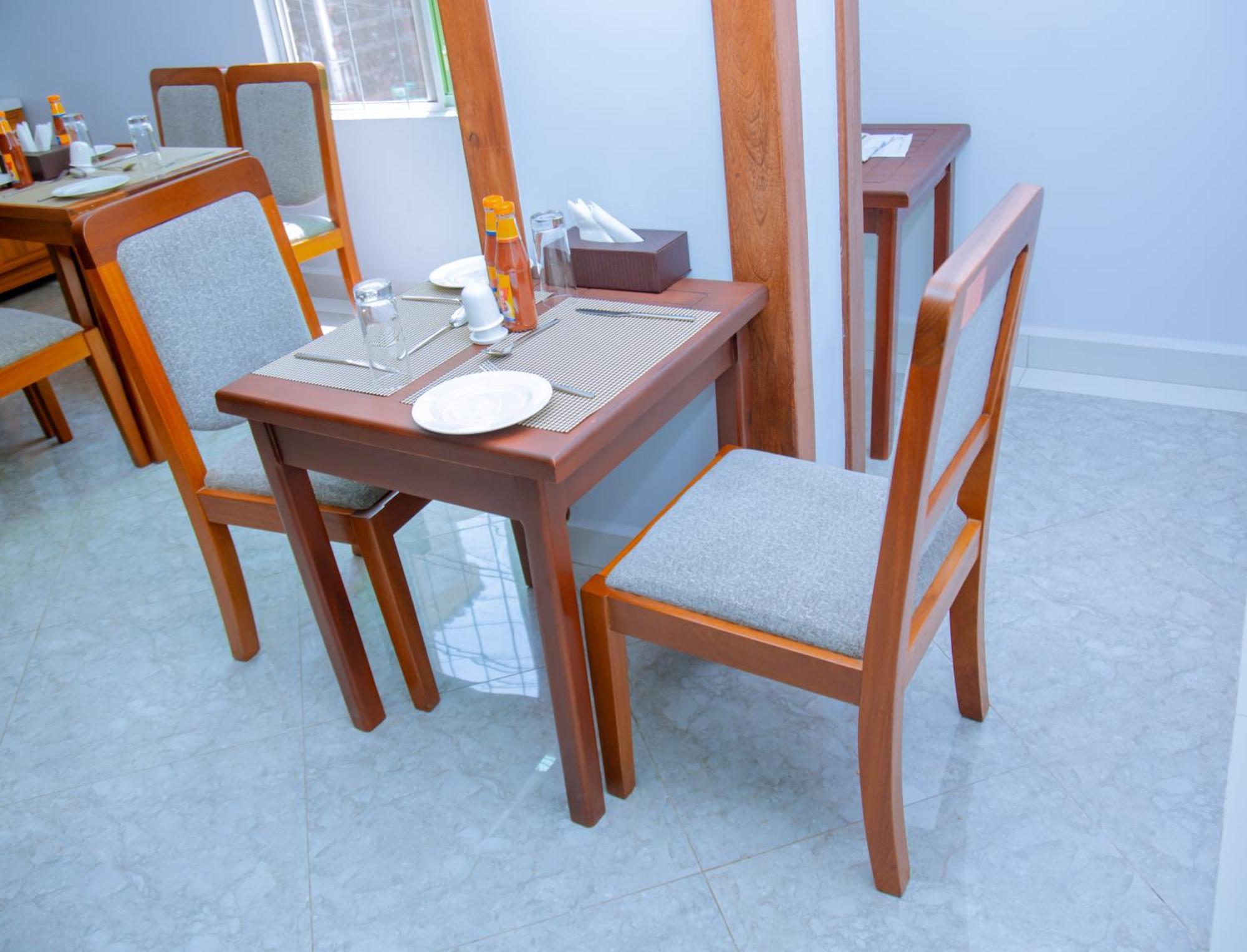 Hotel Rolax 다르에스살람 외부 사진
