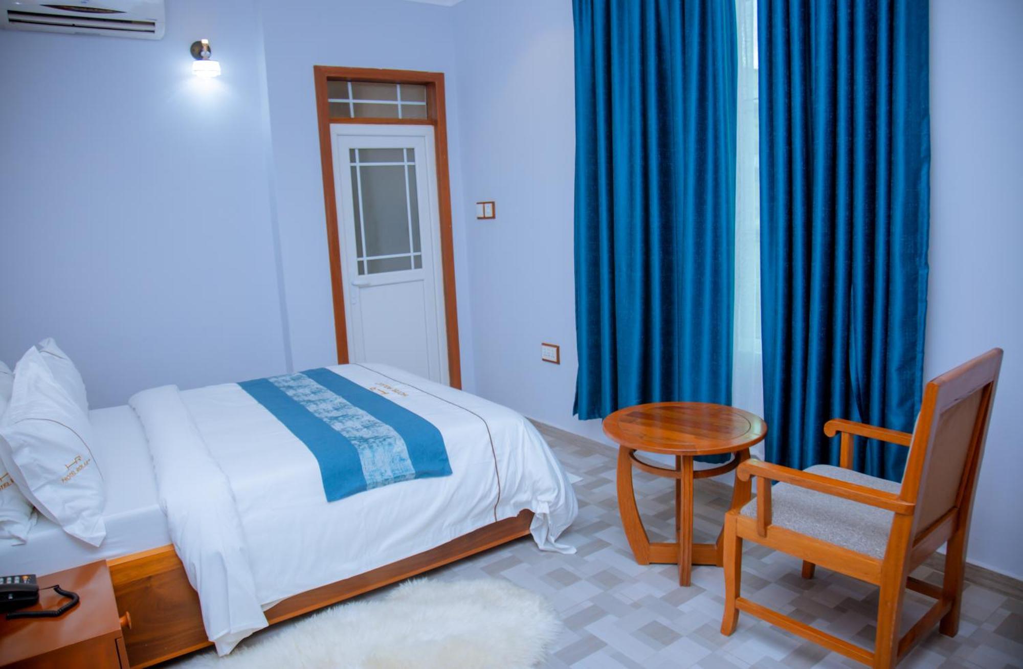 Hotel Rolax 다르에스살람 외부 사진