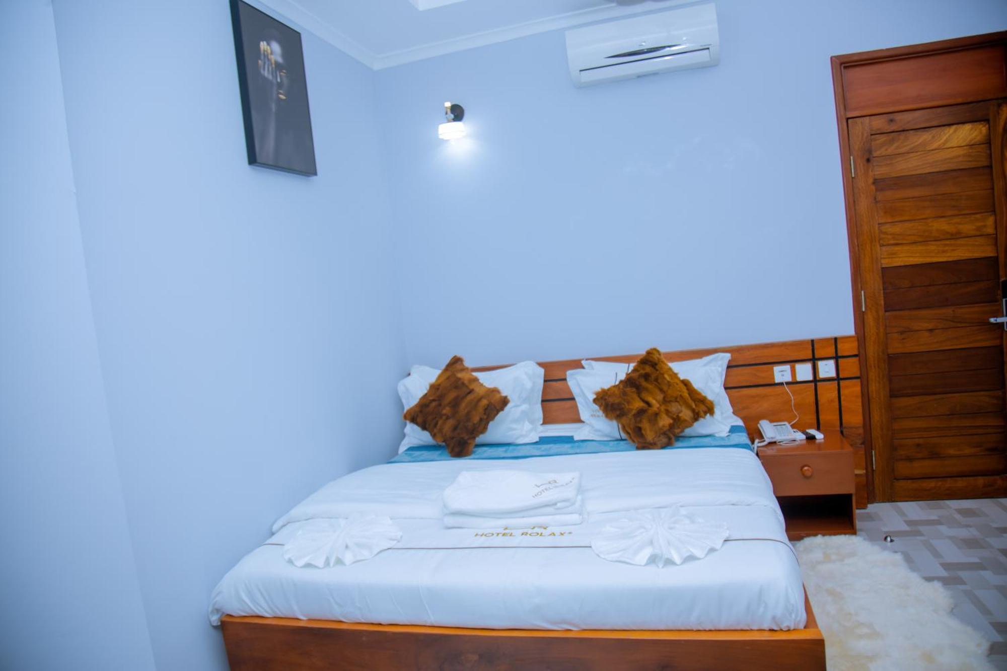 Hotel Rolax 다르에스살람 외부 사진
